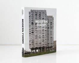 Nicolas Grospierre, Modern Forms. A Subjective Atlas of 20th Century Architecture. Wydawnictwo Prestel, w księgarniach od 1 marca 2016.