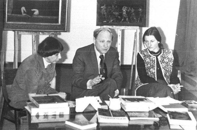 Olimpiada artystyczna, z prof. Białostockim i Elżbietą Makowiecką, MNW, koniec lat 1970.