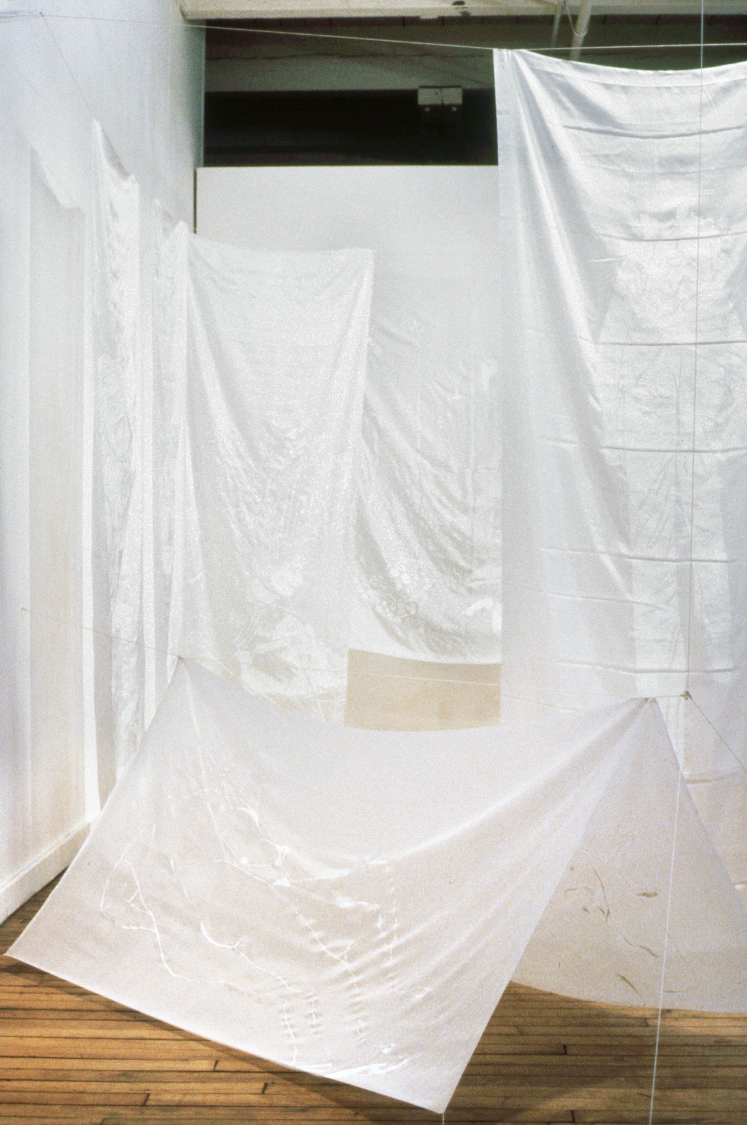 Namiot, 1980, instalacja „Podróż” w galerii Helen Shlien, Boston, 1981, fot. E.Kuryluk