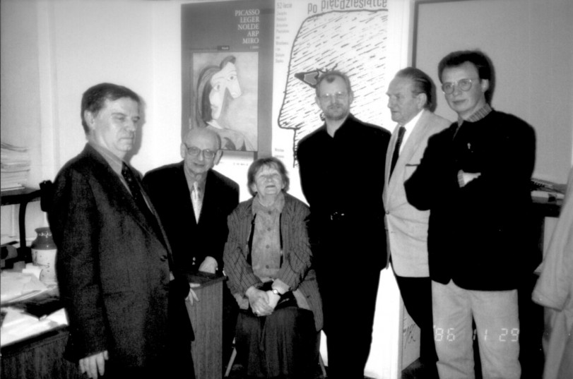 Od lewej: Mieczysław Orski, Władysław Bartoszewicz, Urszula Kozioł, XXX, XXX, Mariusz Urbanek.